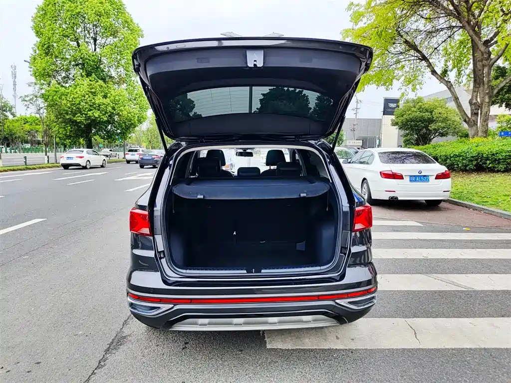 JETTA VS7 2022