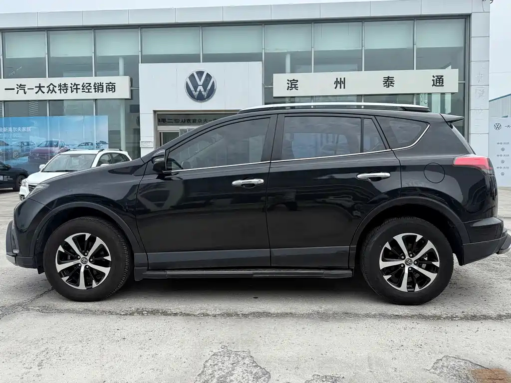 TOYOTA RAV4 RONGFANG 2016