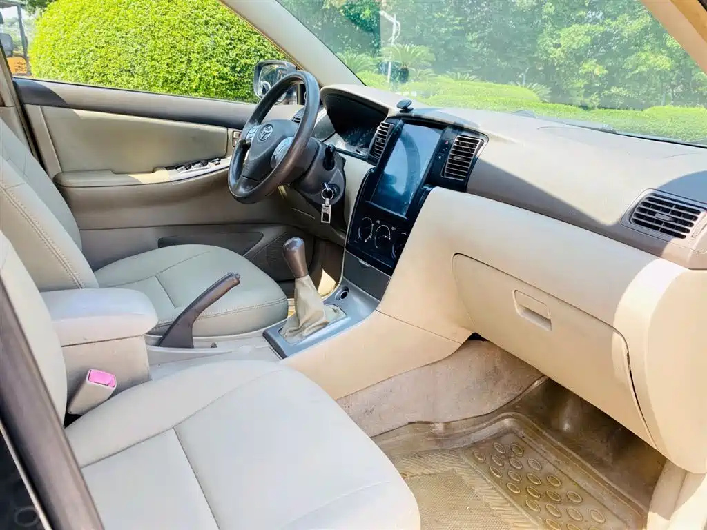 TOYOTA COROLLA 2012