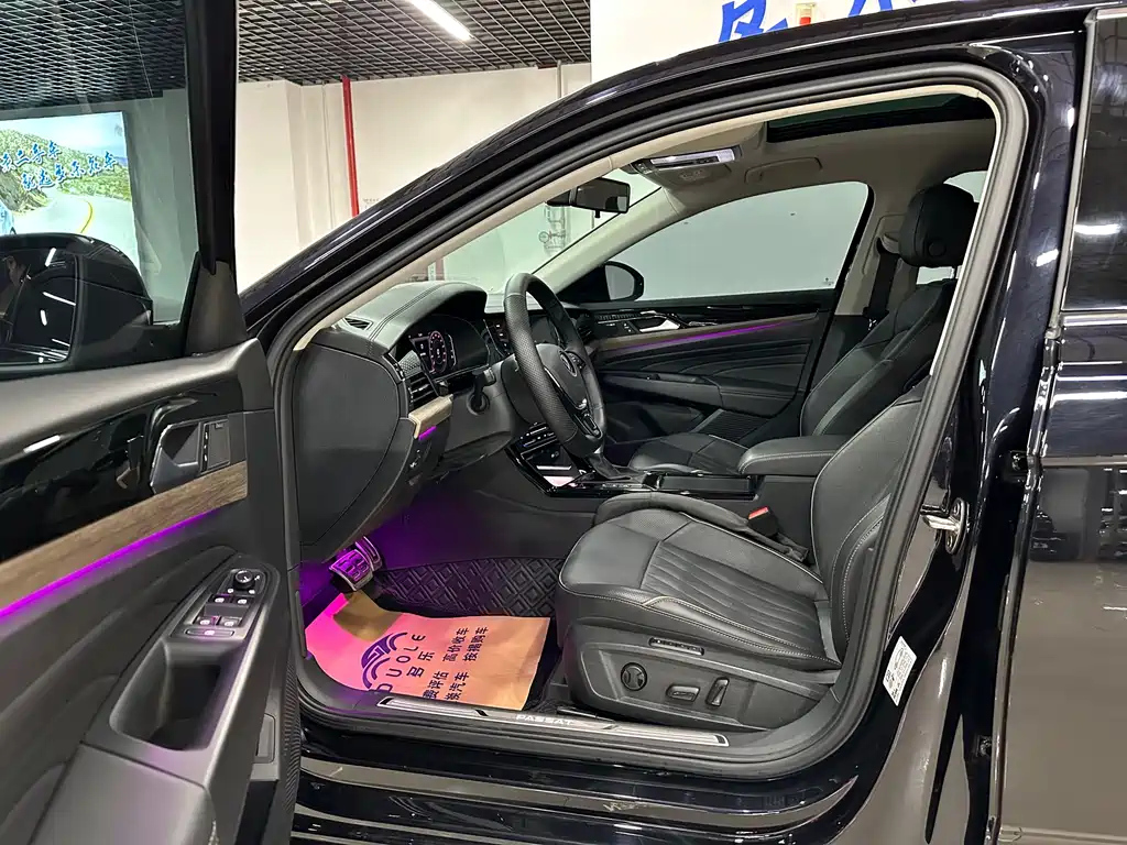 VOLKSWAGEN PASSAT 2021