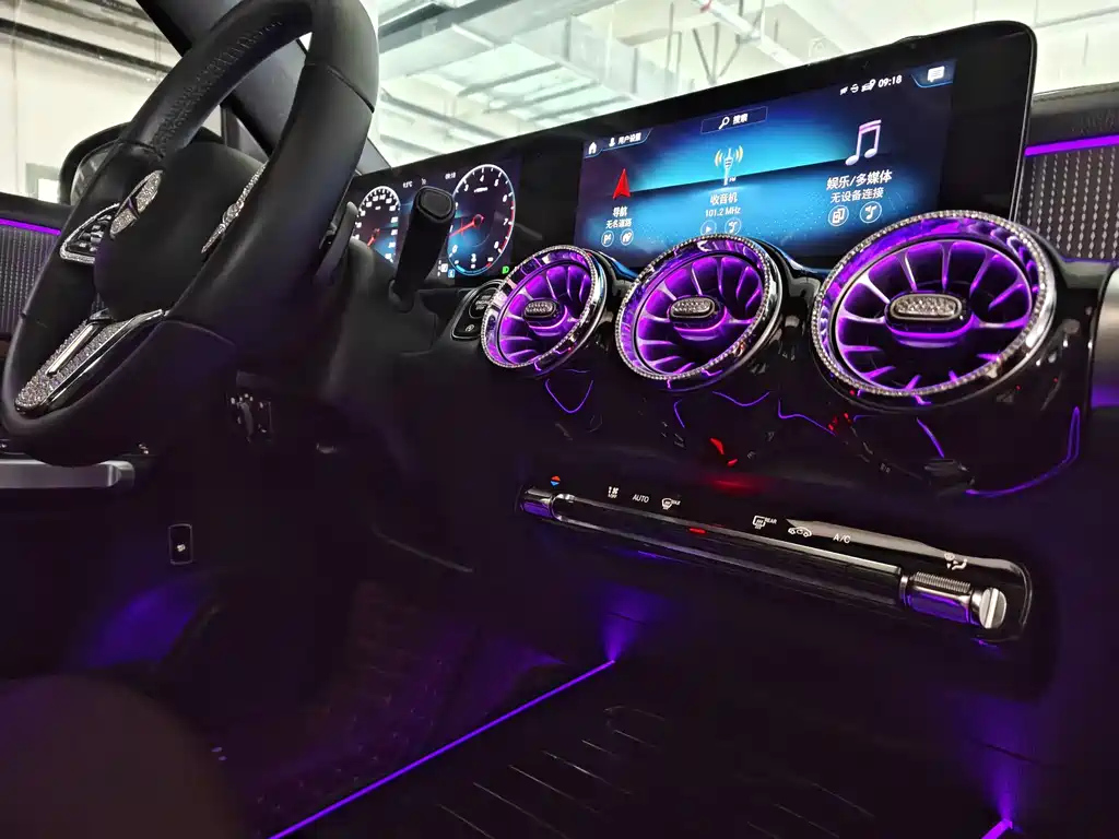 MERCEDES BENZ GLB 2022