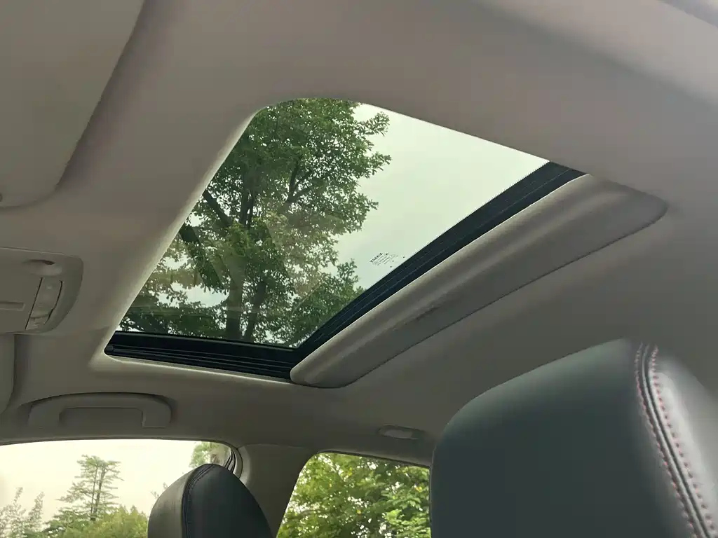 NISSAN TEANA 2018