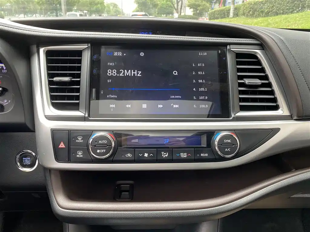 TOYOTA HIGHLANDER 2021