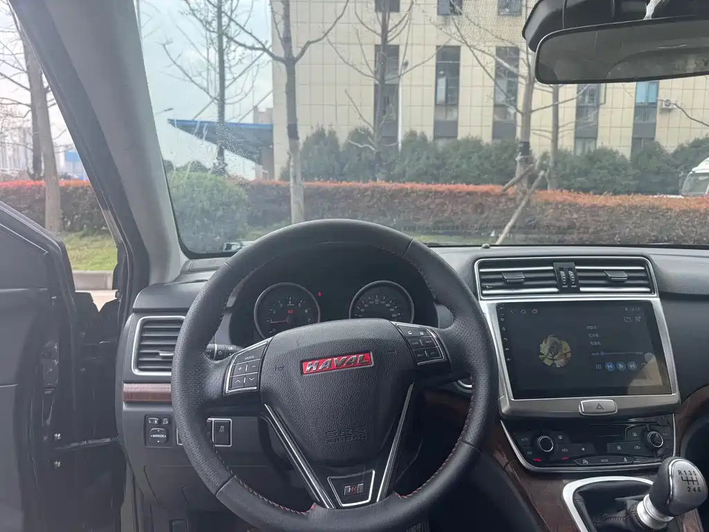 HAVAL H6 2015
