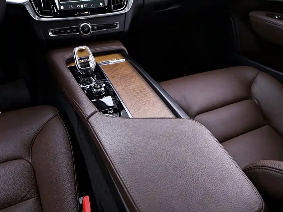 VOLVO S90 2021