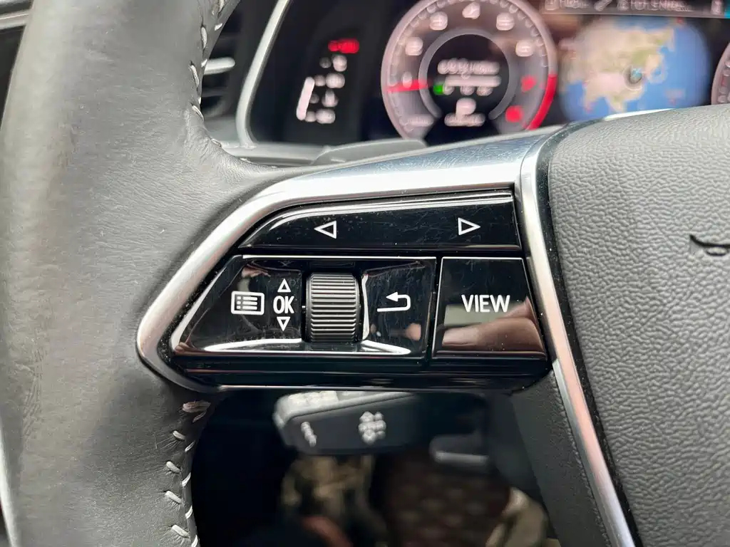 AUDI A6L 2020