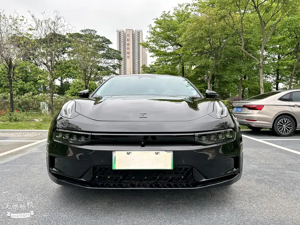ZEEKR 001 2022
