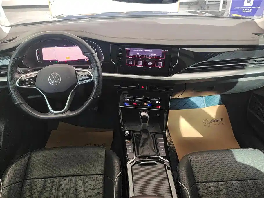 VOLKSWAGEN PASSAT 2022