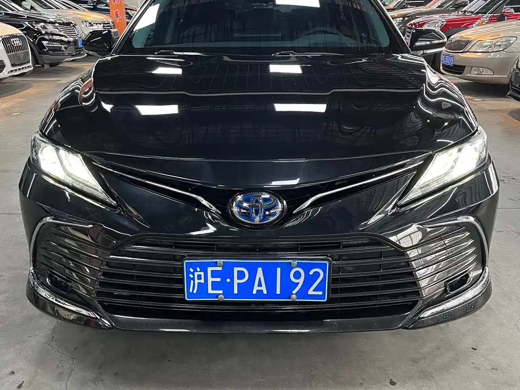 TOYOTA CAMRY 2023