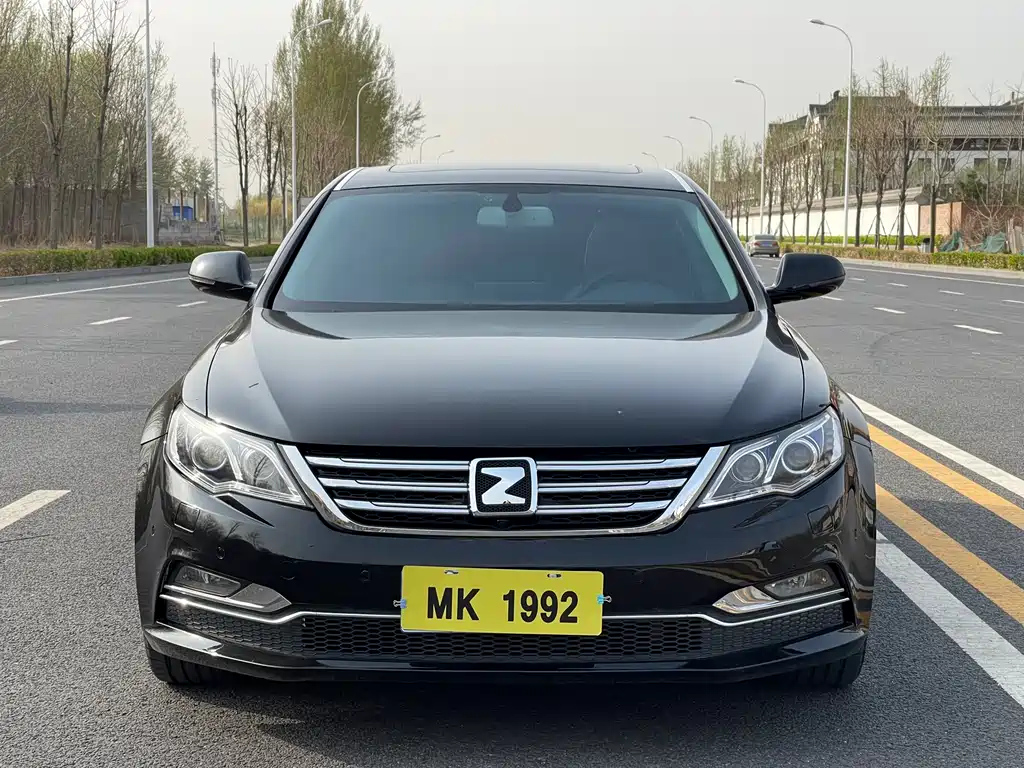 ZOTYE Z700 2017