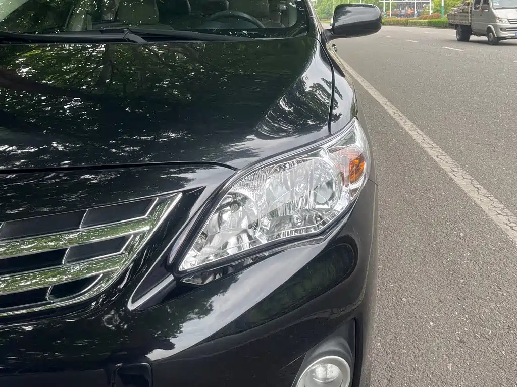 TOYOTA COROLLA 2013