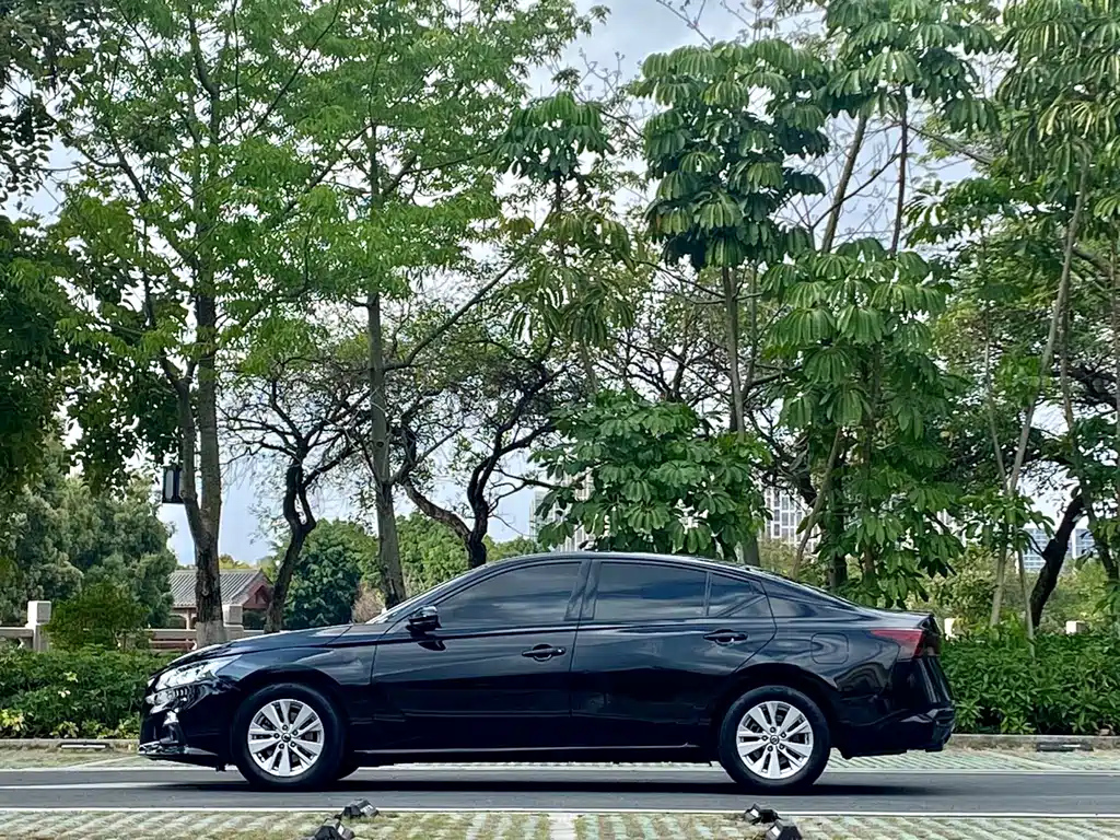 NISSAN TEANA 2019