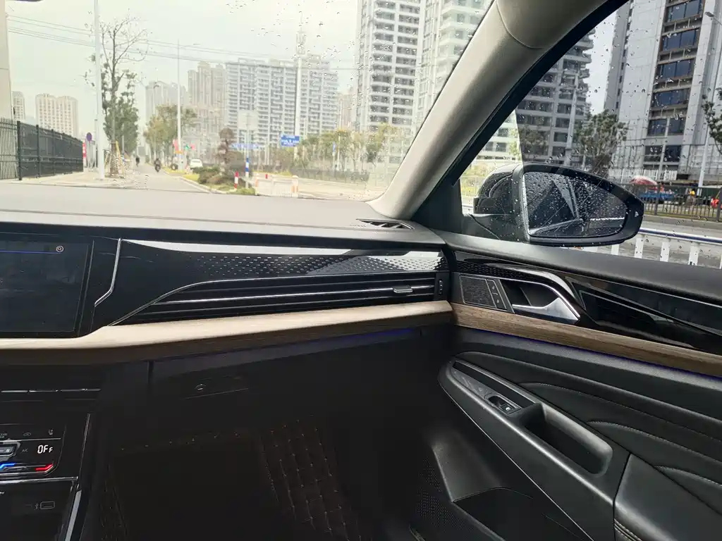 VOLKSWAGEN PASSAT 2021