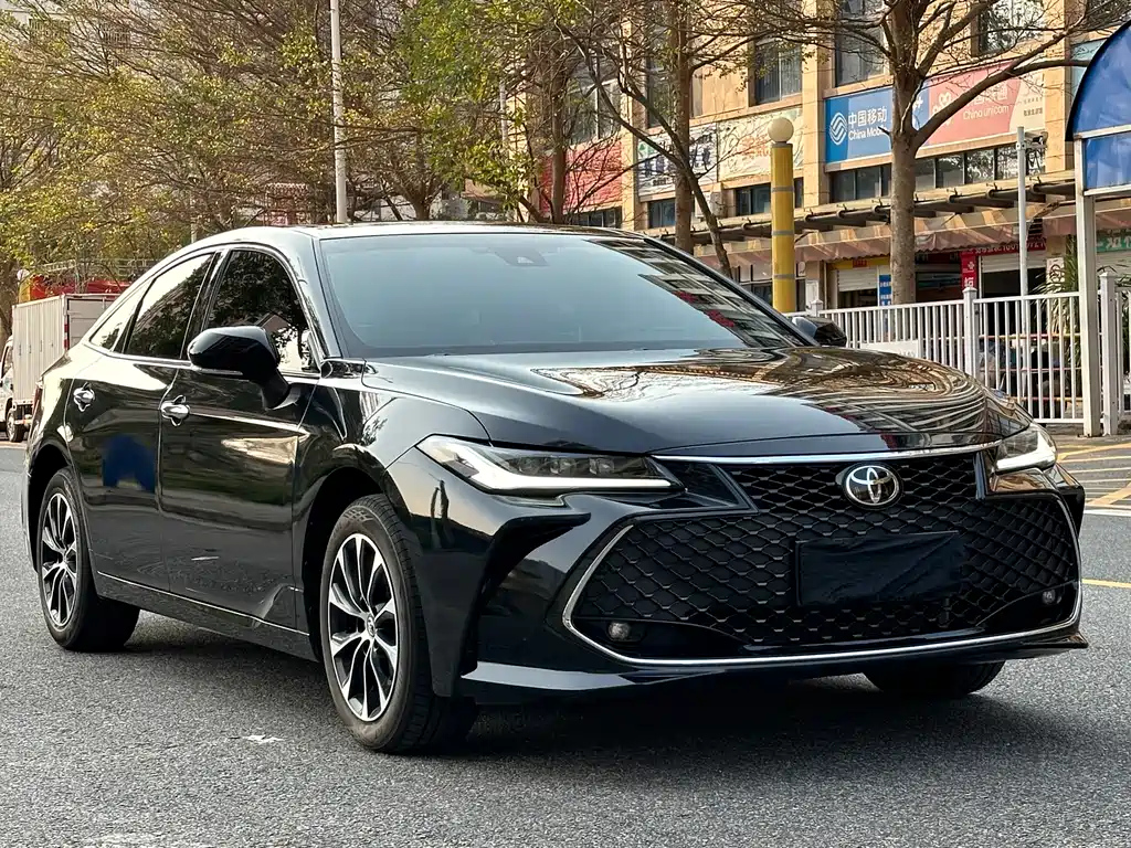 TOYOTA AVALON 2023