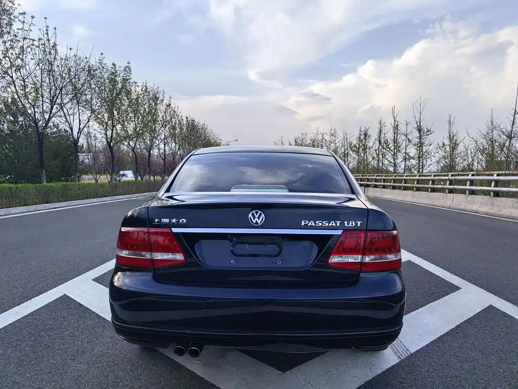 VOLKSWAGEN OTHER 2011