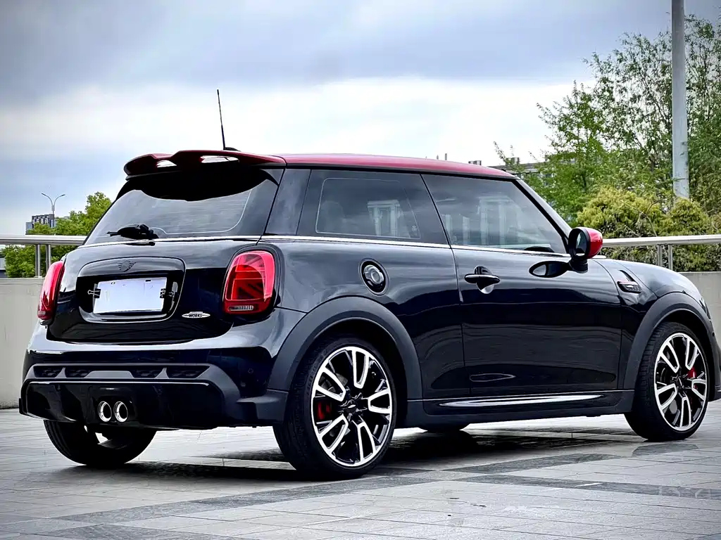 MINI JCW 2022