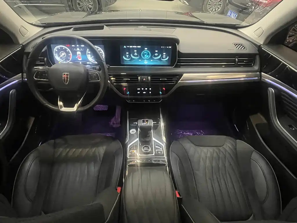 HONGQI HS5 2023