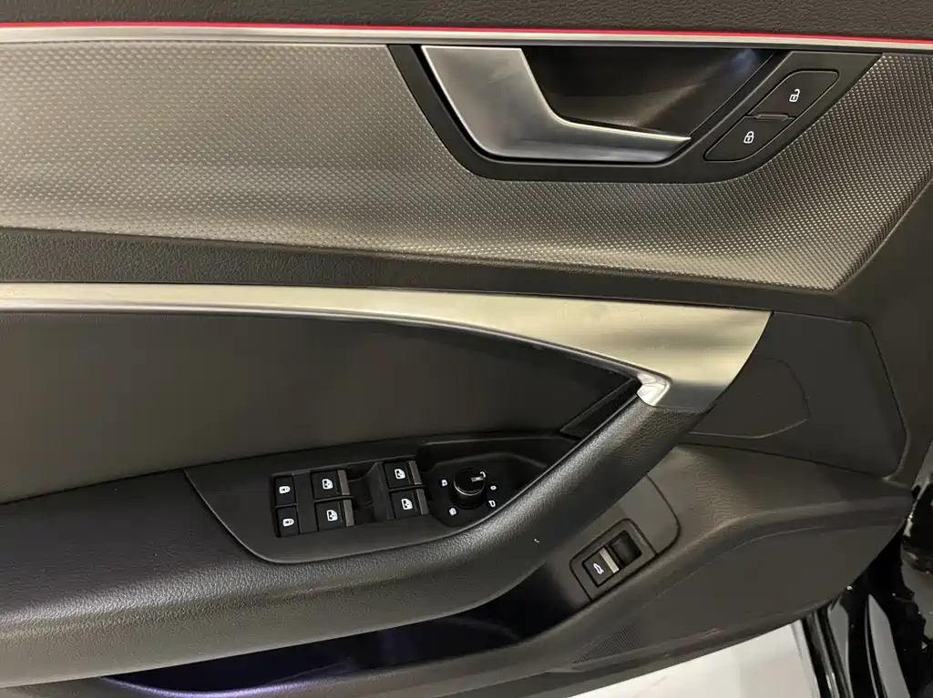 AUDI A6L 2021
