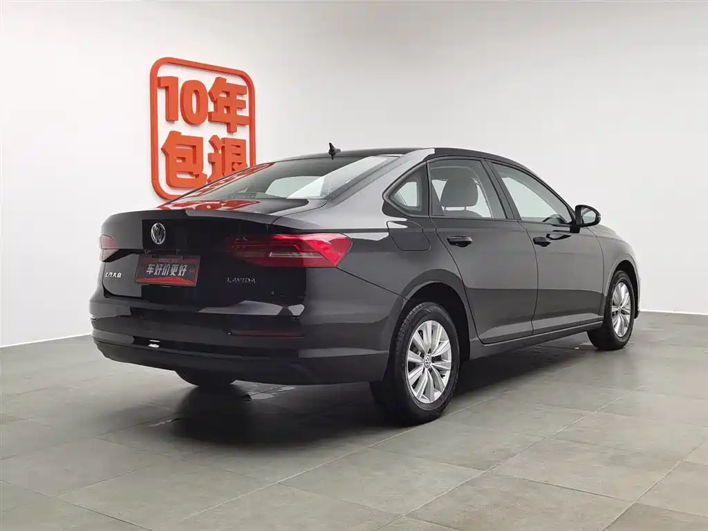 VOLKSWAGEN LAVIDA 2019