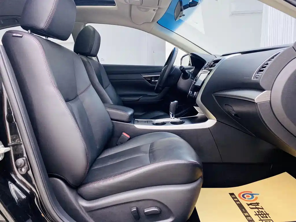 NISSAN TEANA 2018