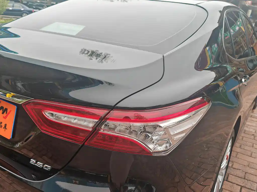 TOYOTA CAMRY 2019
