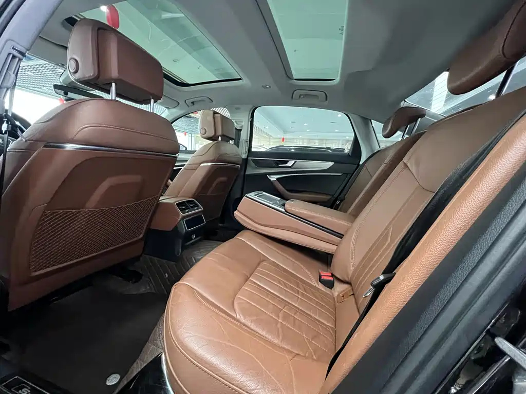 AUDI A6L 2021