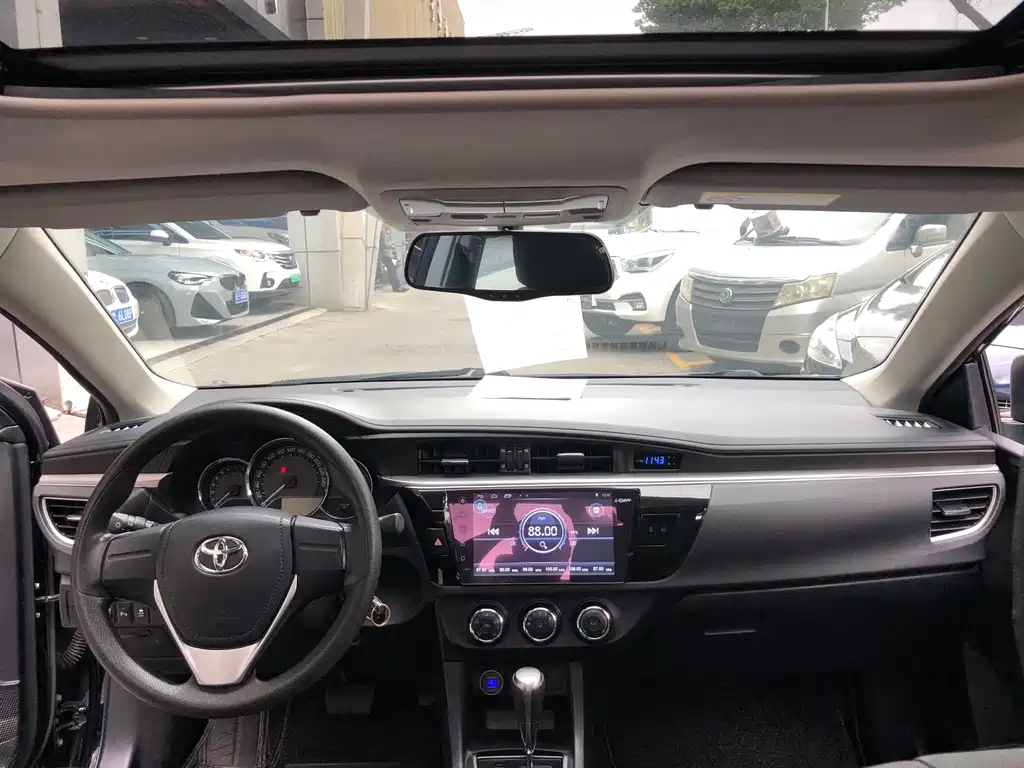TOYOTA RALINK 2017