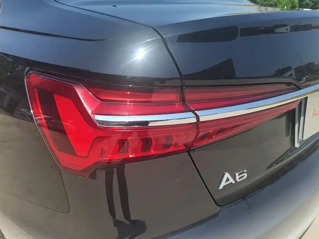 AUDI A6L 2021
