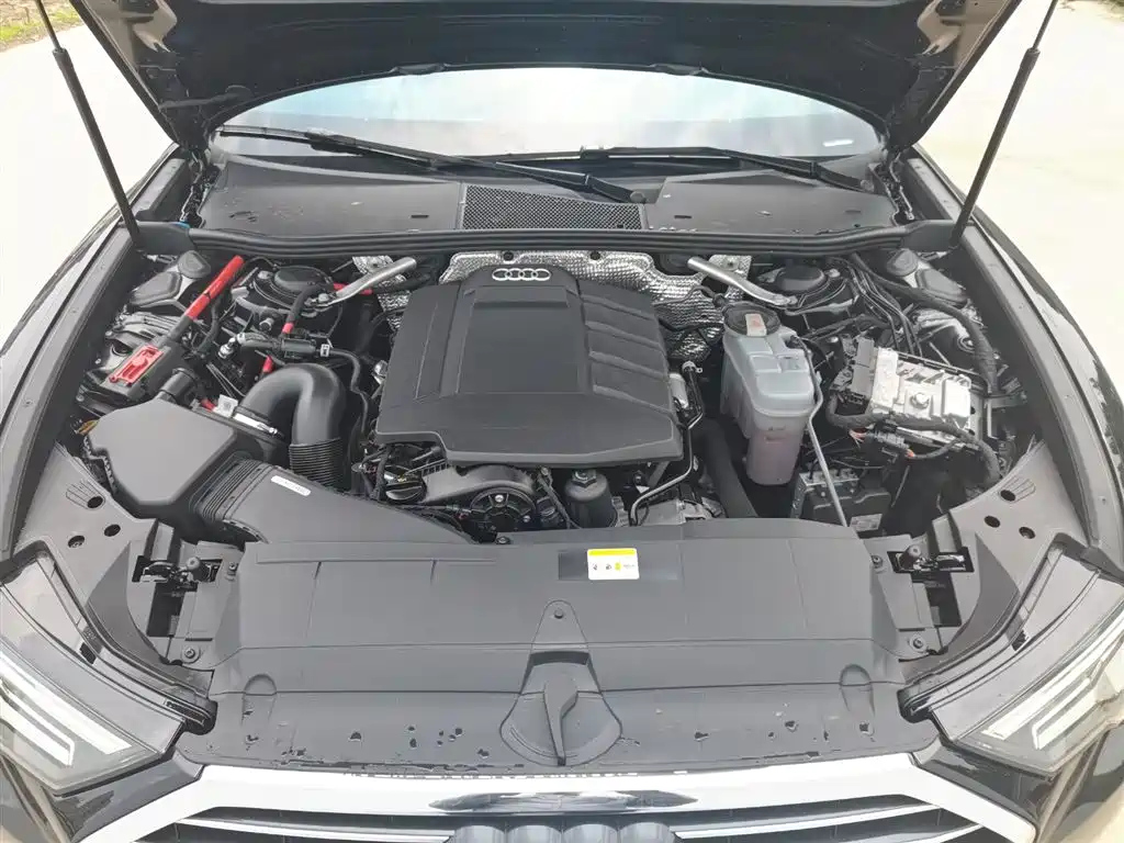 AUDI A6L 2021