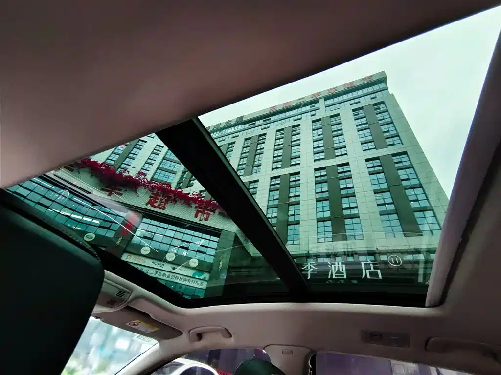 VOLKSWAGEN MAGOTAN 2020