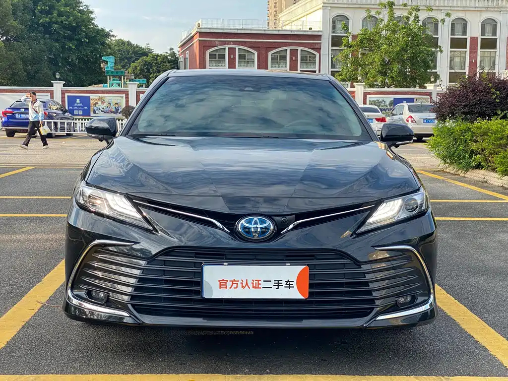 TOYOTA CAMRY 2021