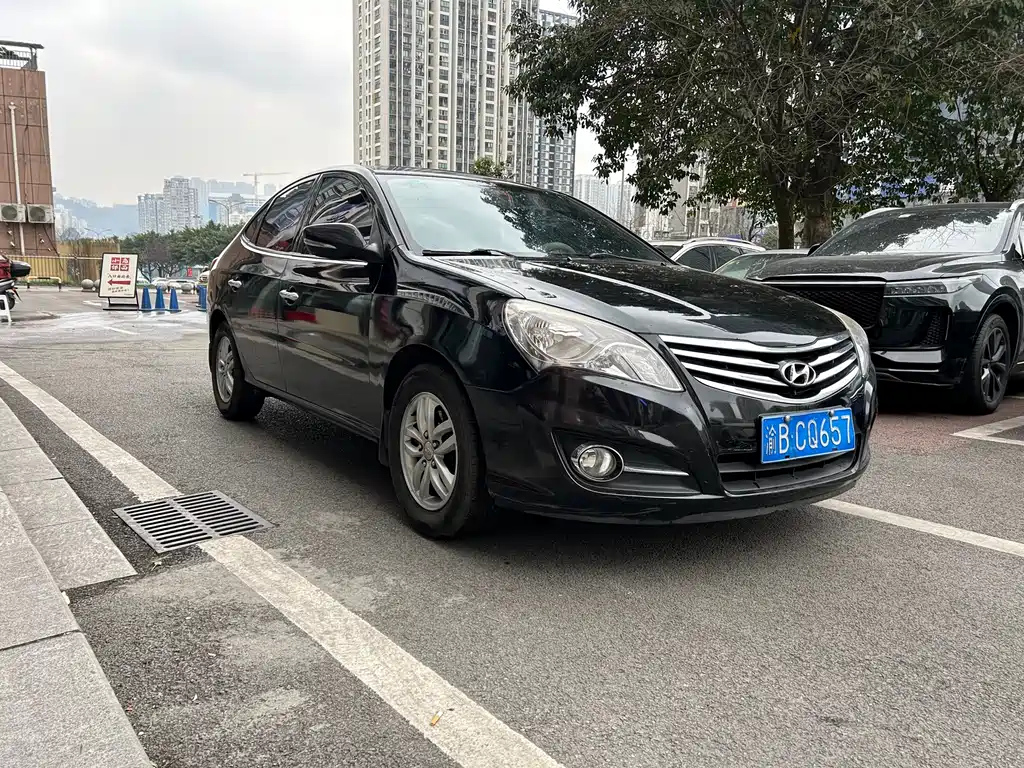 HYUNDAI CELESTA 2013