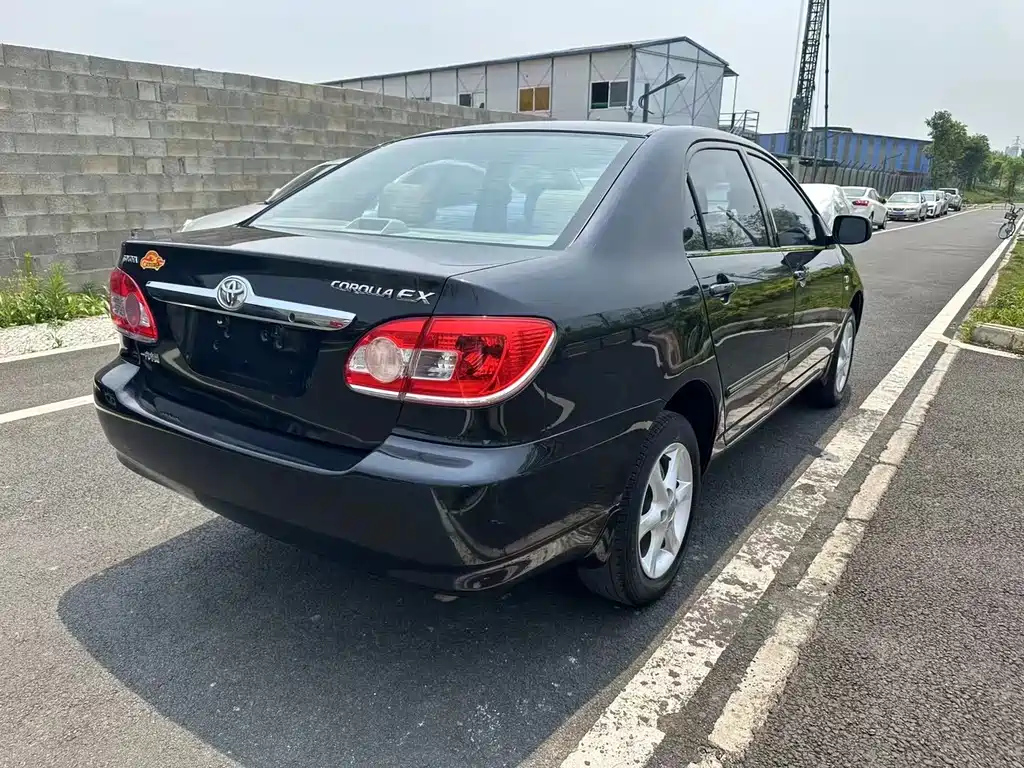 TOYOTA COROLLA 2012