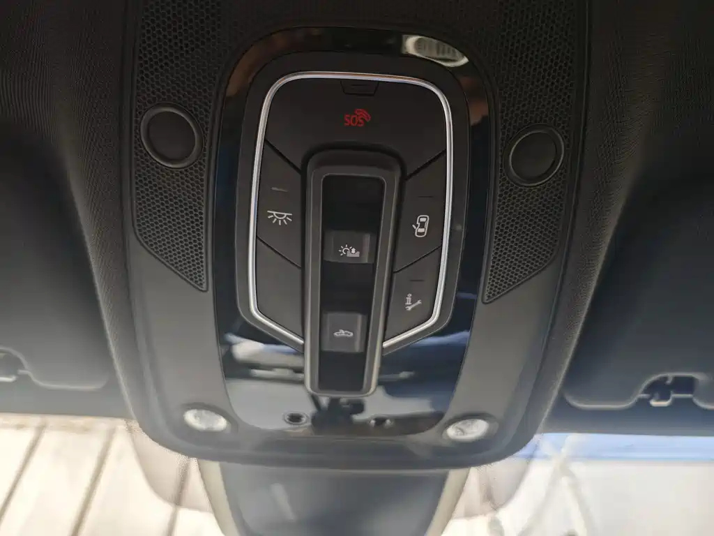 AUDI A6L 2021