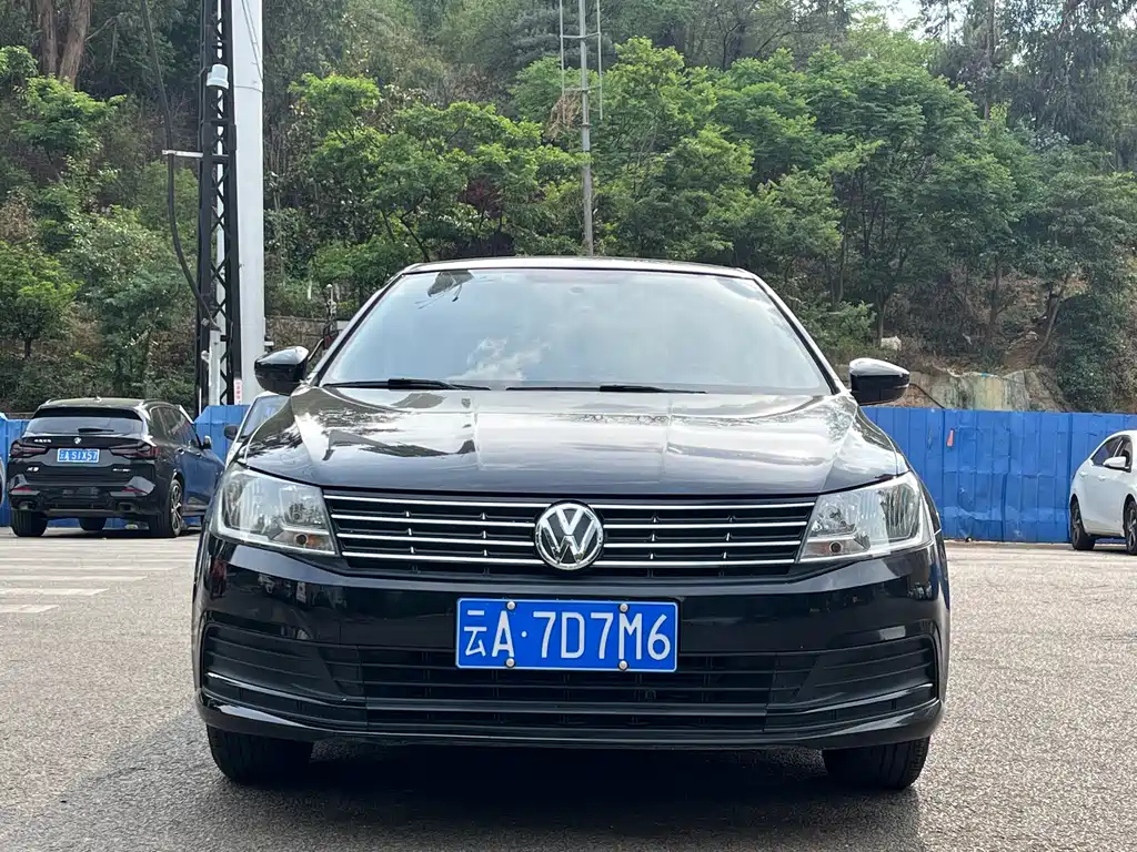 VOLKSWAGEN LAVIDA 2016