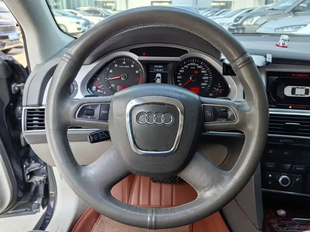 AUDI A6L 2011