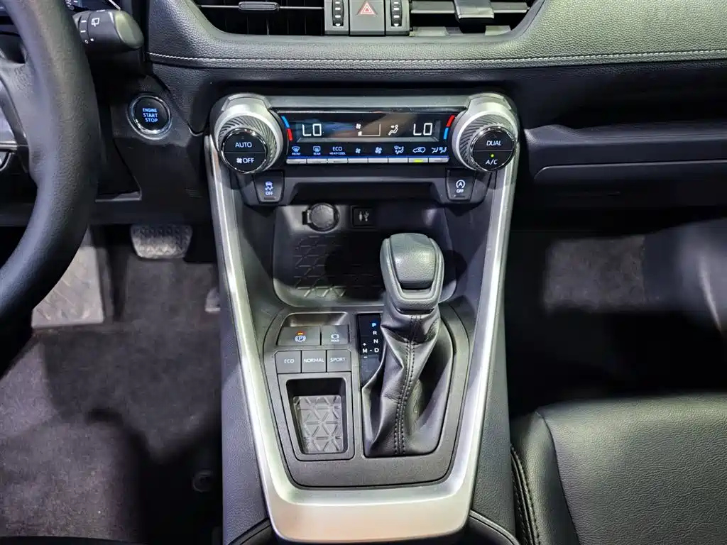 TOYOTA RAV4 RONGFANG 2020
