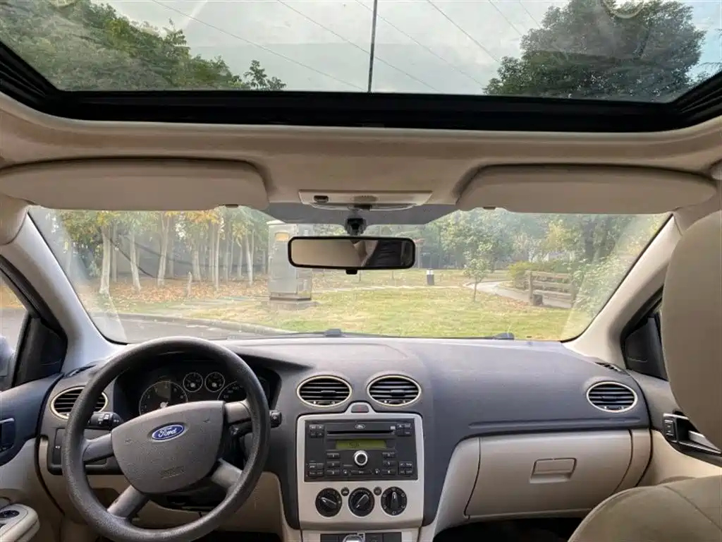 FORD FOCUS 2009