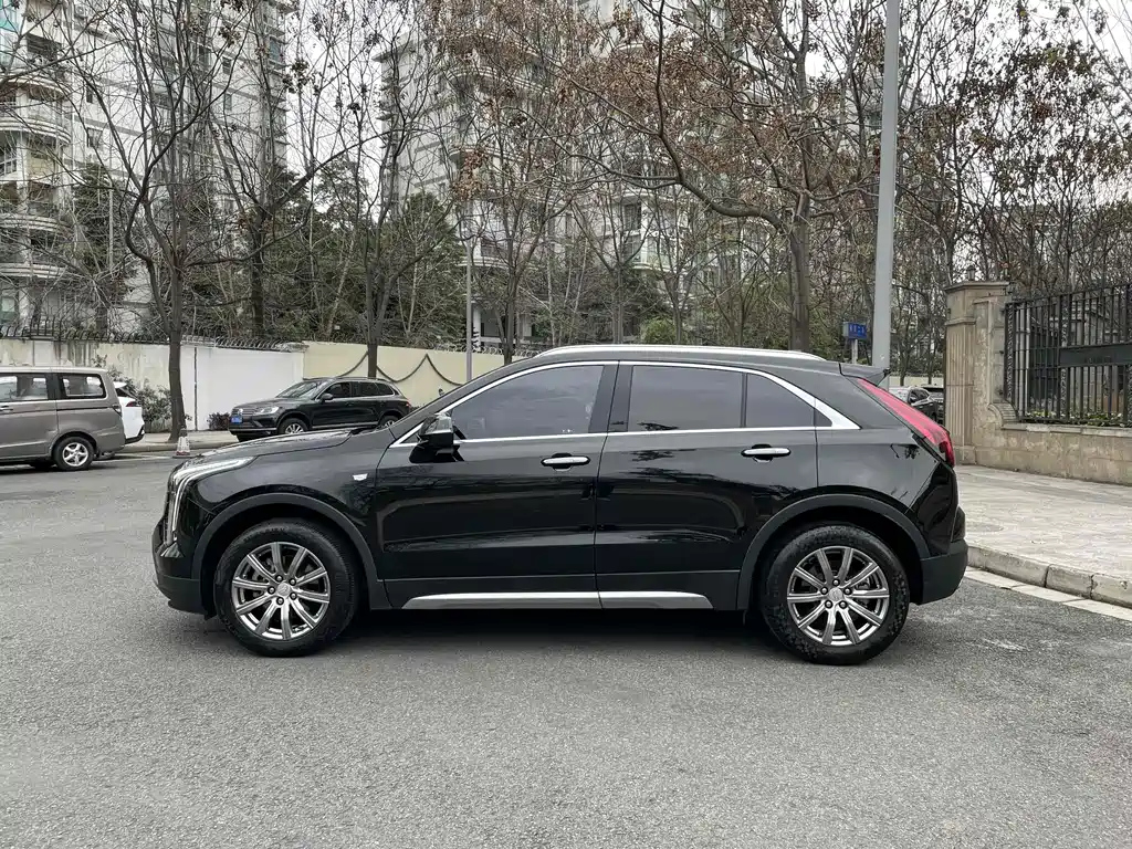 CADILLAC XT4 2020