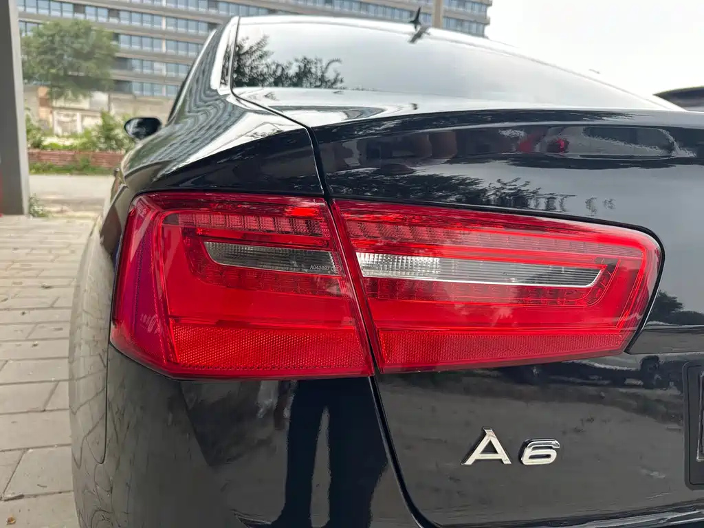 AUDI A6L 2014