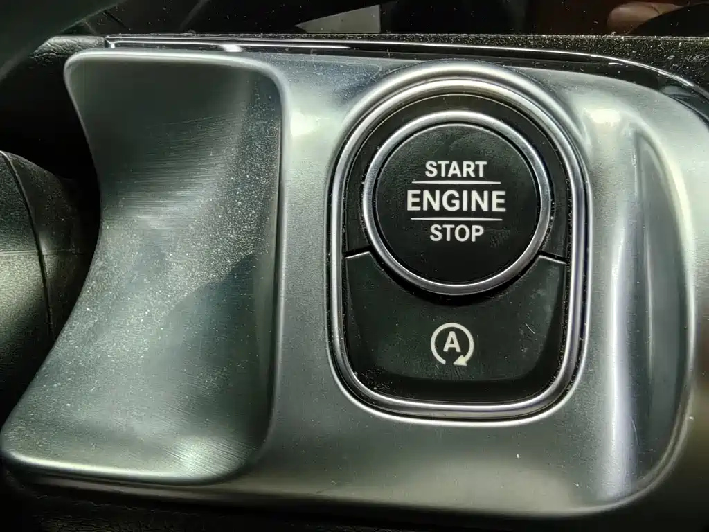 MERCEDES BENZ GLB 2020