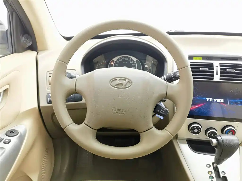 HYUNDAI TUCSON 2014