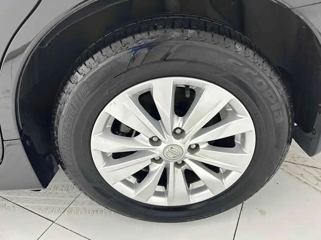 NISSAN TEANA 2018