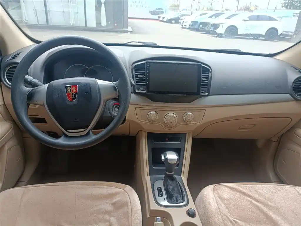 ROEWE 350 2015
