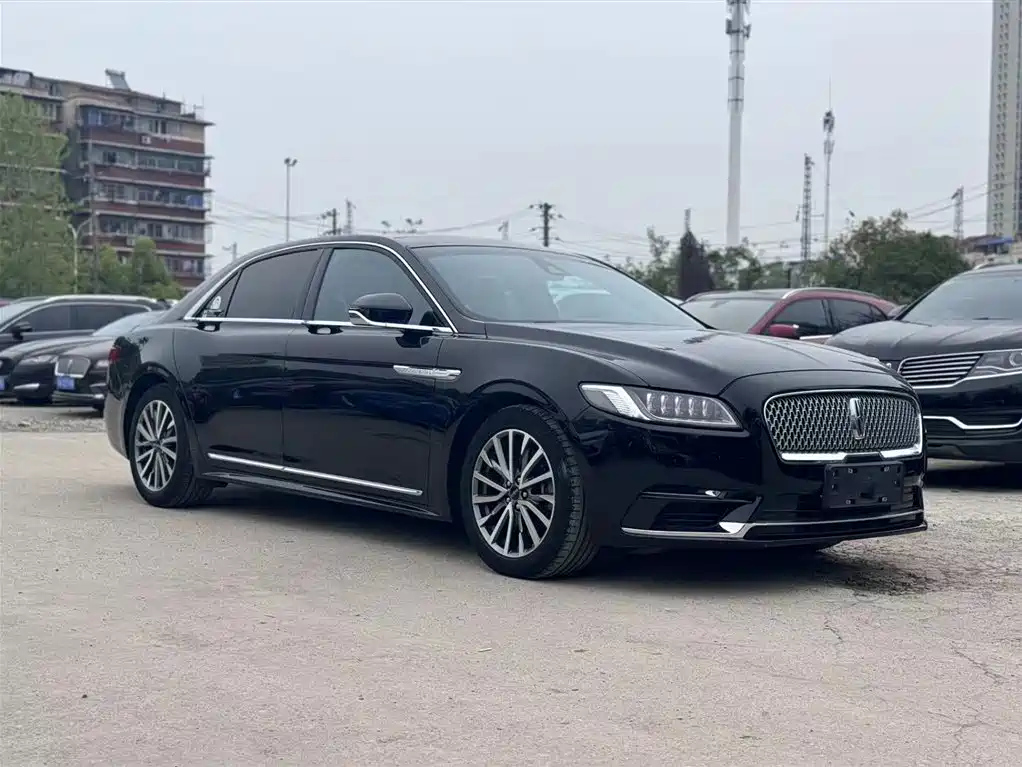 LINCOLN CONTINENTAL 2018