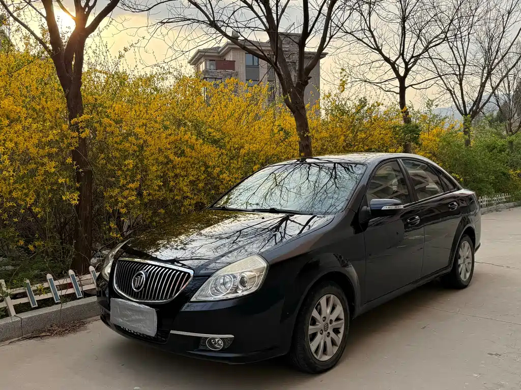 BUICK EXCELLE 2010