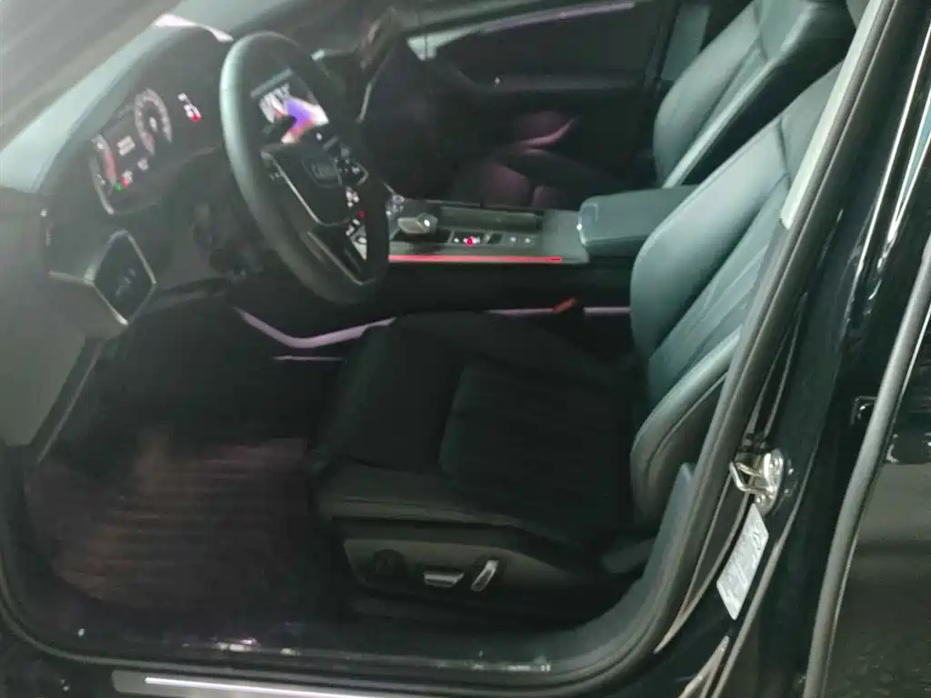 AUDI A6L 2023