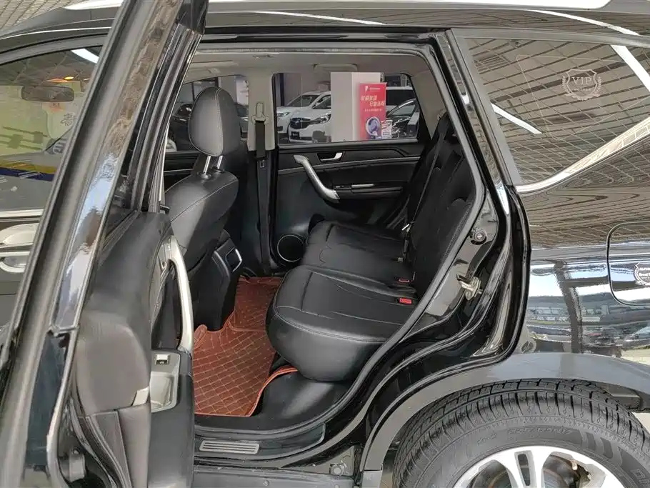 HAVAL M6 2017
