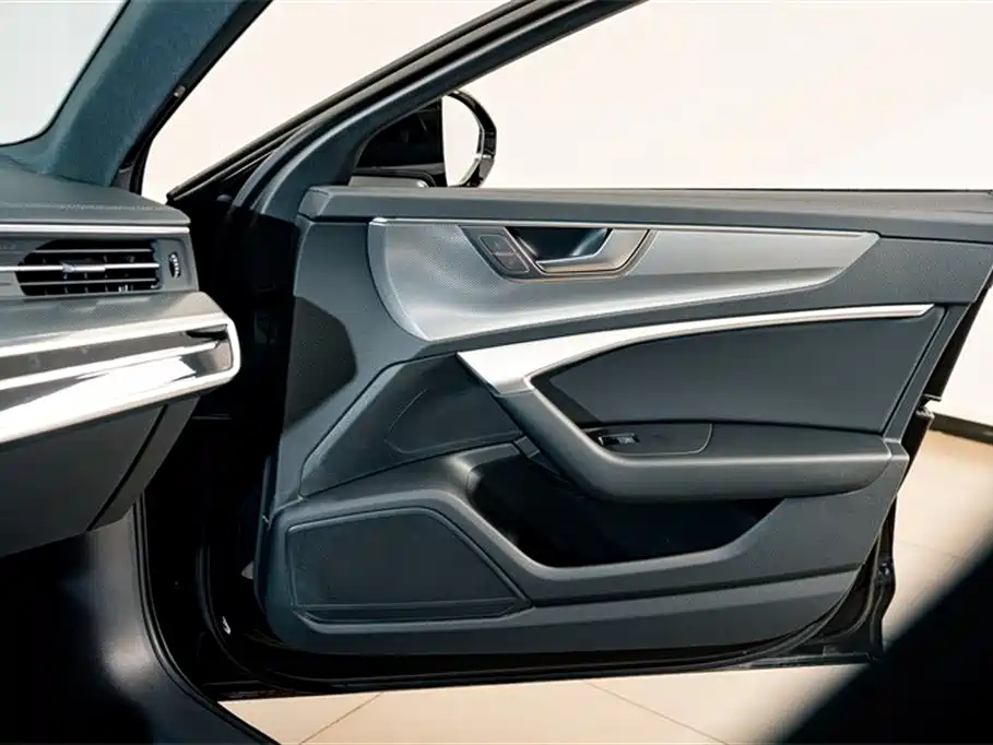 AUDI A6L 2023