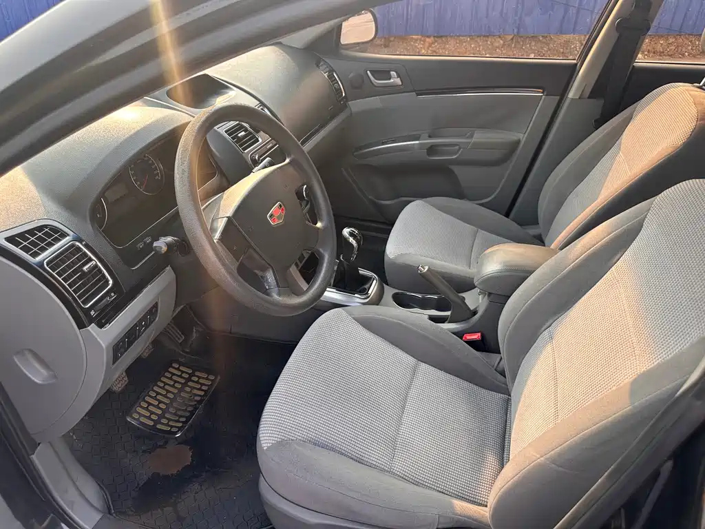 GEELY AUTO CLASSIC EMGRAND 2013